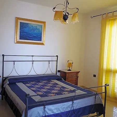 לינה וארוחת בוקר La Pineta 3*